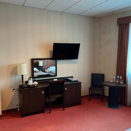 Hotel Pik 미코우프 외부 사진