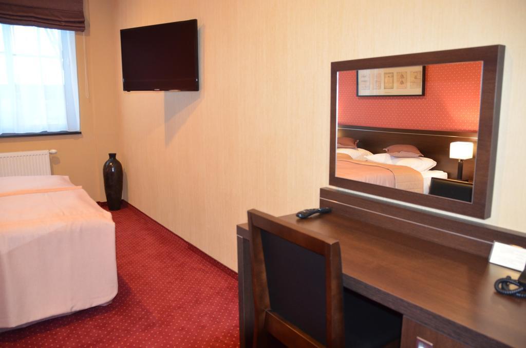 Hotel Pik 미코우프 객실 사진